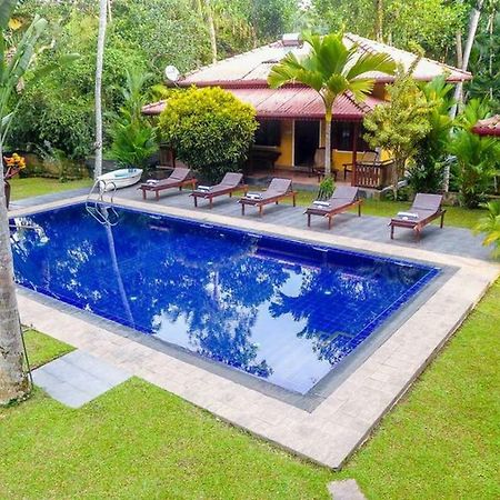 Araliya Gardens Hotel Hikkaduwa Buitenkant foto