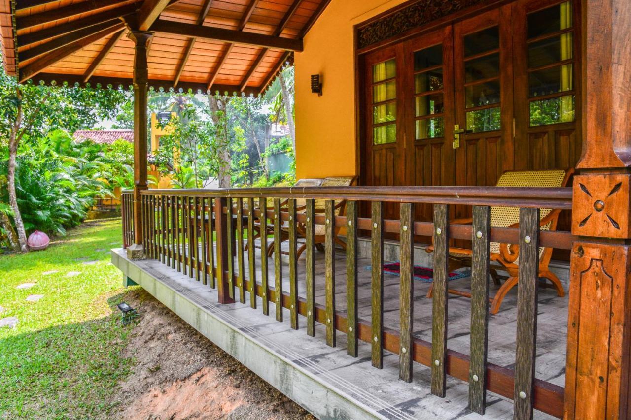 Araliya Gardens Hotel Hikkaduwa Buitenkant foto