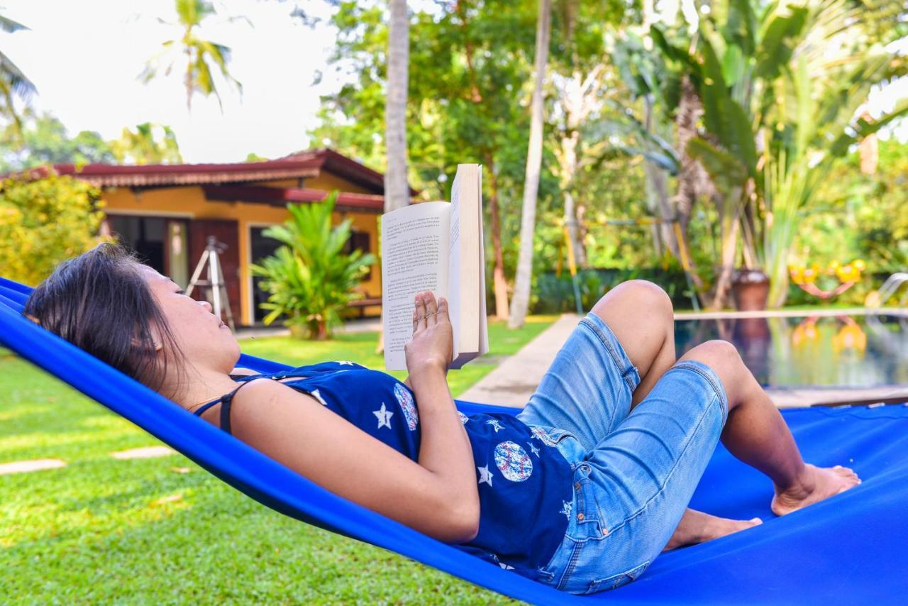 Araliya Gardens Hotel Hikkaduwa Buitenkant foto