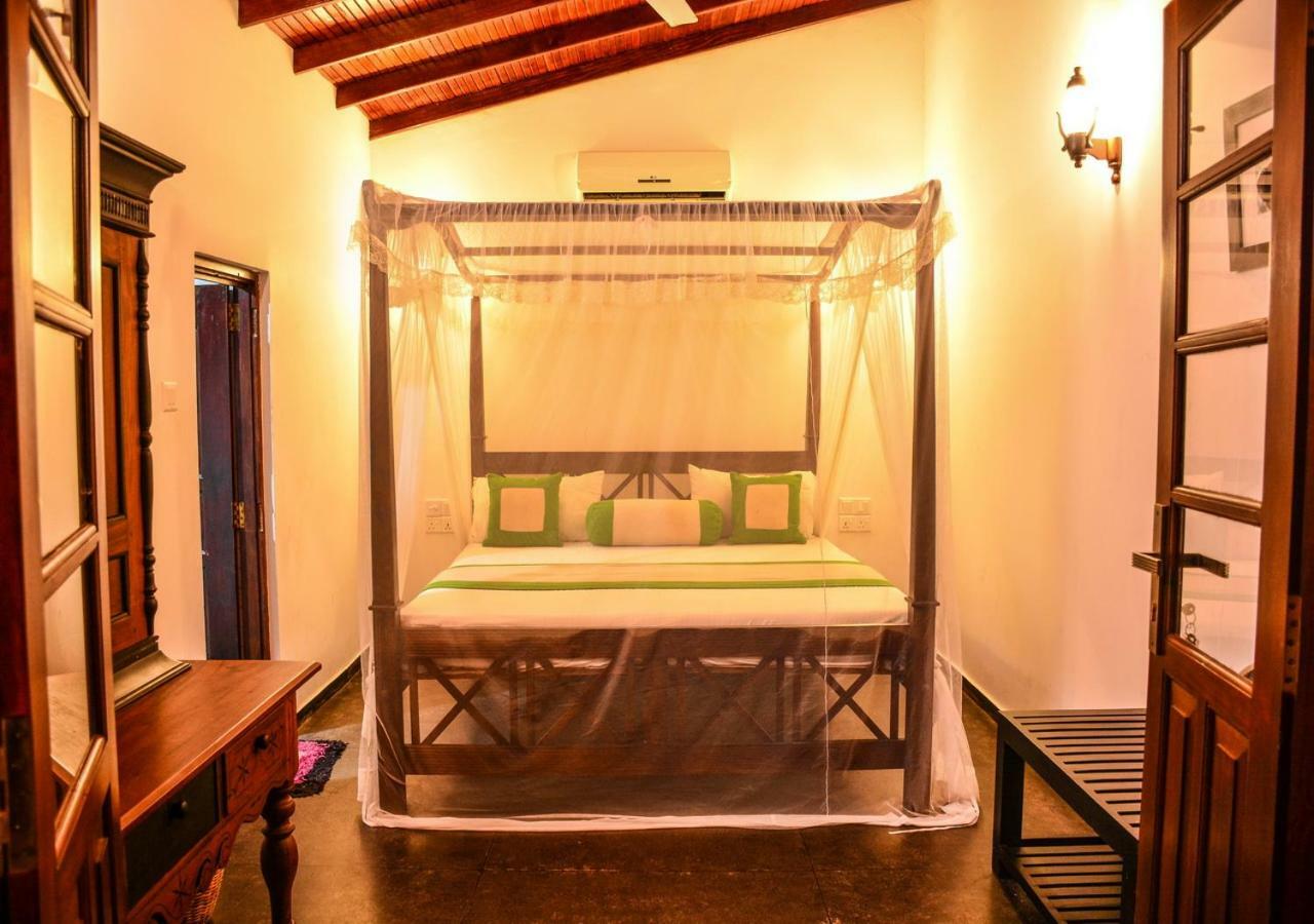 Araliya Gardens Hotel Hikkaduwa Buitenkant foto
