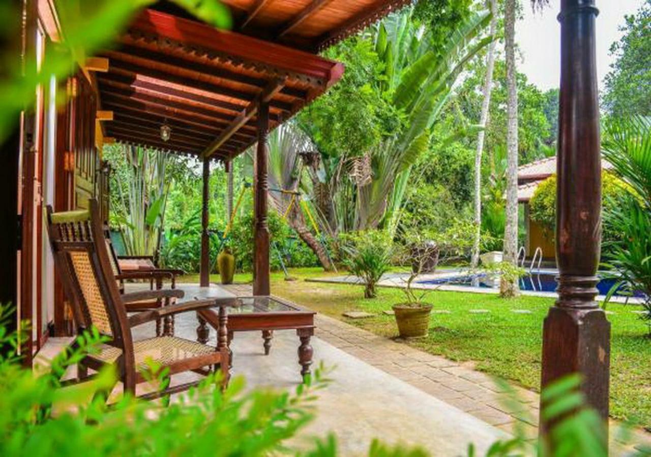 Araliya Gardens Hotel Hikkaduwa Buitenkant foto