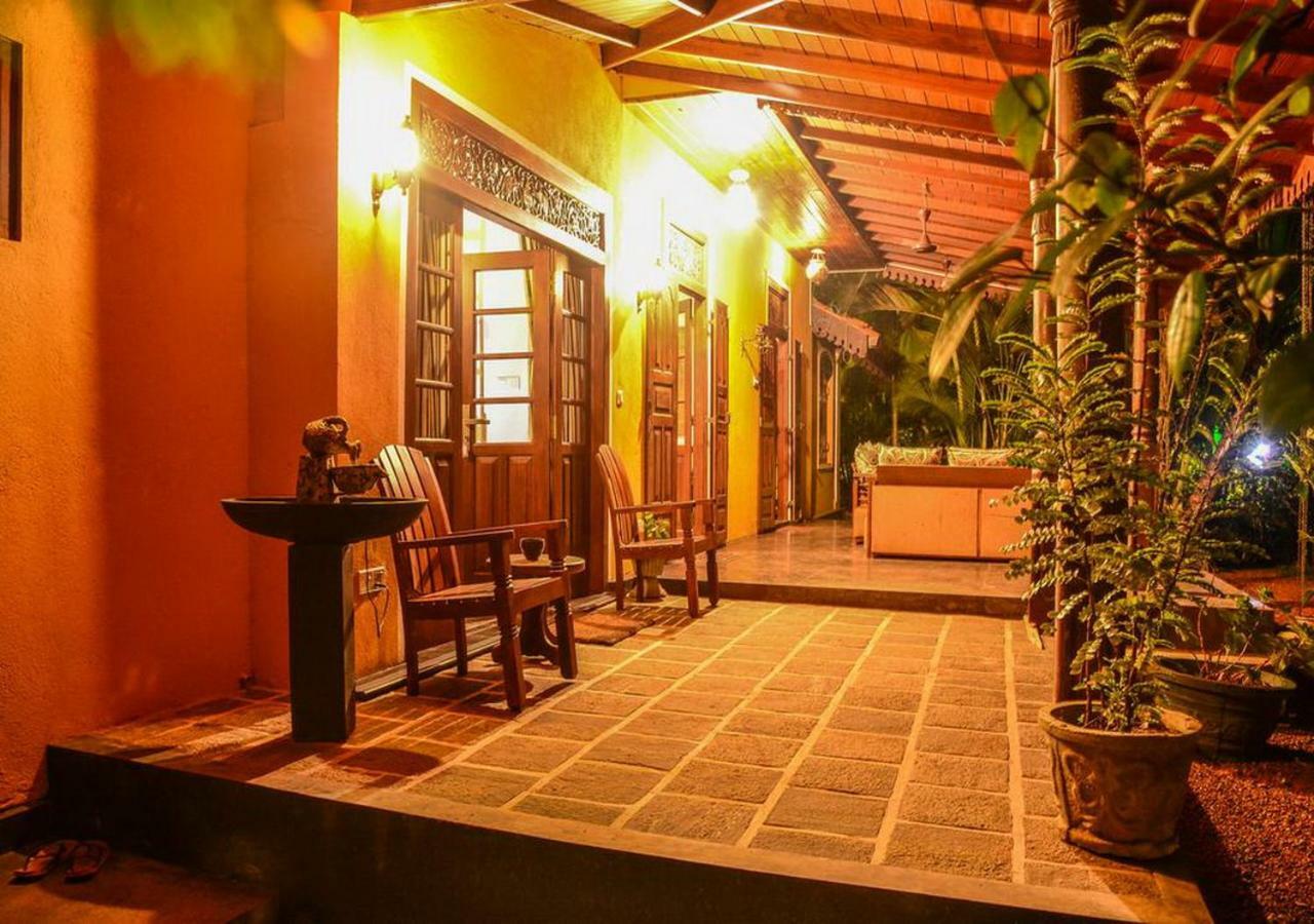 Araliya Gardens Hotel Hikkaduwa Buitenkant foto
